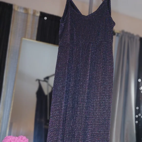 *Worn Once* Wild Fable V-Neck Sparkle Wrap Jumpsuit SZ. L - Picture 2 of 4